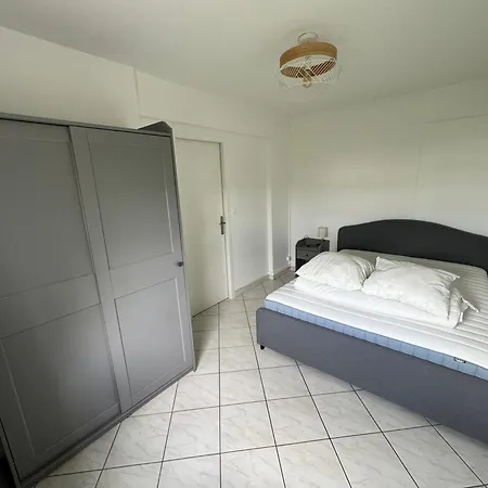 Balcon - - Centre Grigny Apartment